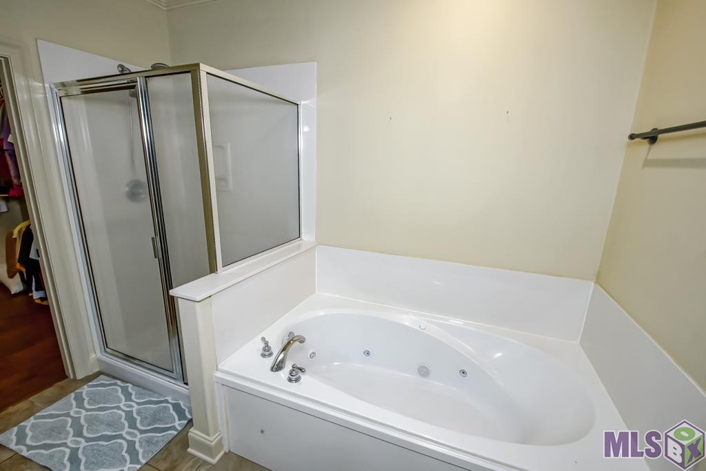 18639 Perkins Road, Unit 8 Prairieville, LA 70769 - Photo 9 of 19