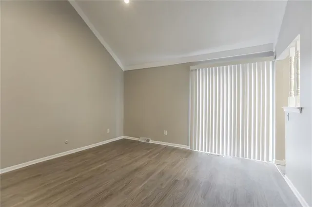 $2,305 | 3915 Regatta Drive, Lee's Summit, MO 64082