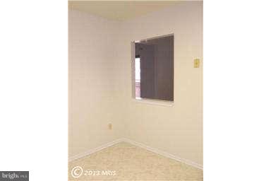 1000 Spring Gate Road, Unit 1D Catonsville, MD 21228 - Photo 4 of 11 Kitchen