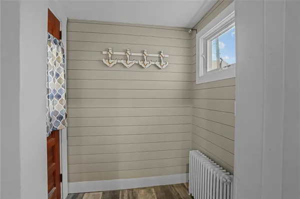 $8,000 | 28 Rhode Island Avenue, Newport, RI 02840