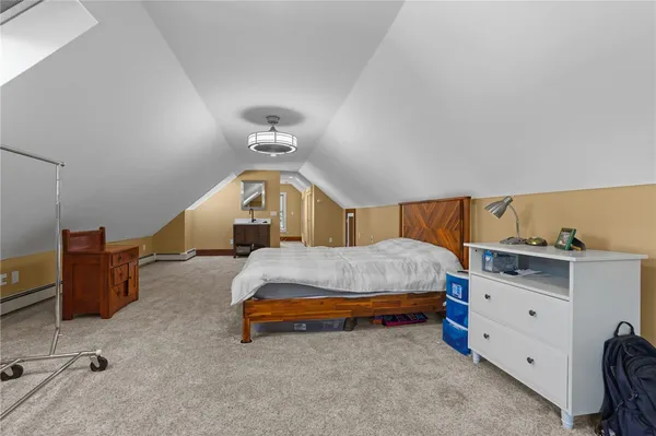 $8,000 | 28 Rhode Island Avenue, Newport, RI 02840