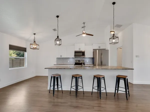 $475,000 | 1330 38th Avenue, Vero Beach, FL 32960