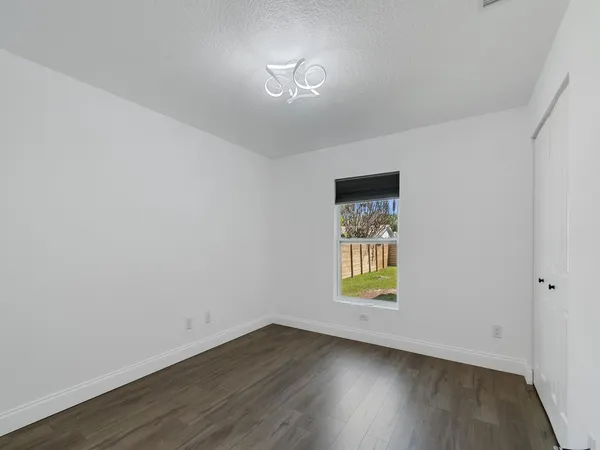 $475,000 | 1330 38th Avenue, Vero Beach, FL 32960