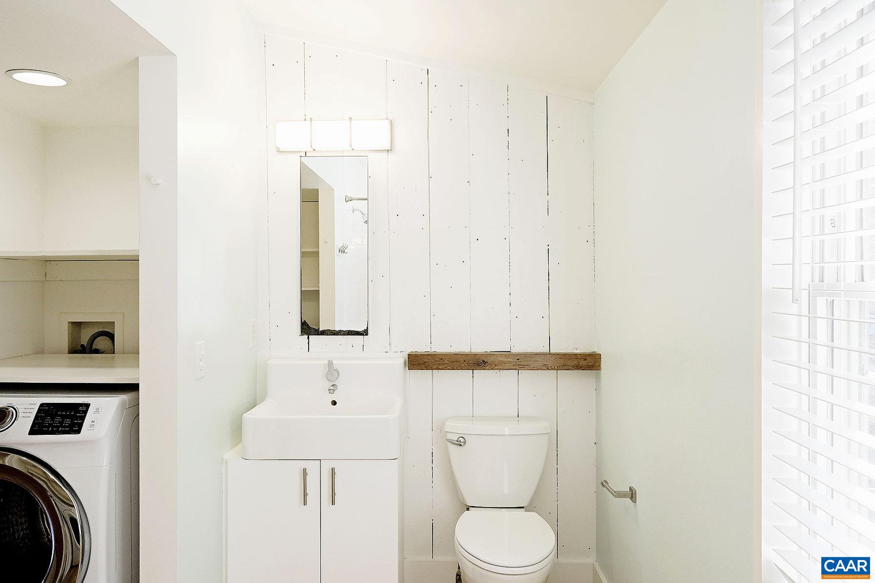 223 4th Street Southwest Charlottesville, VA 22903 - Photo 11 of 16