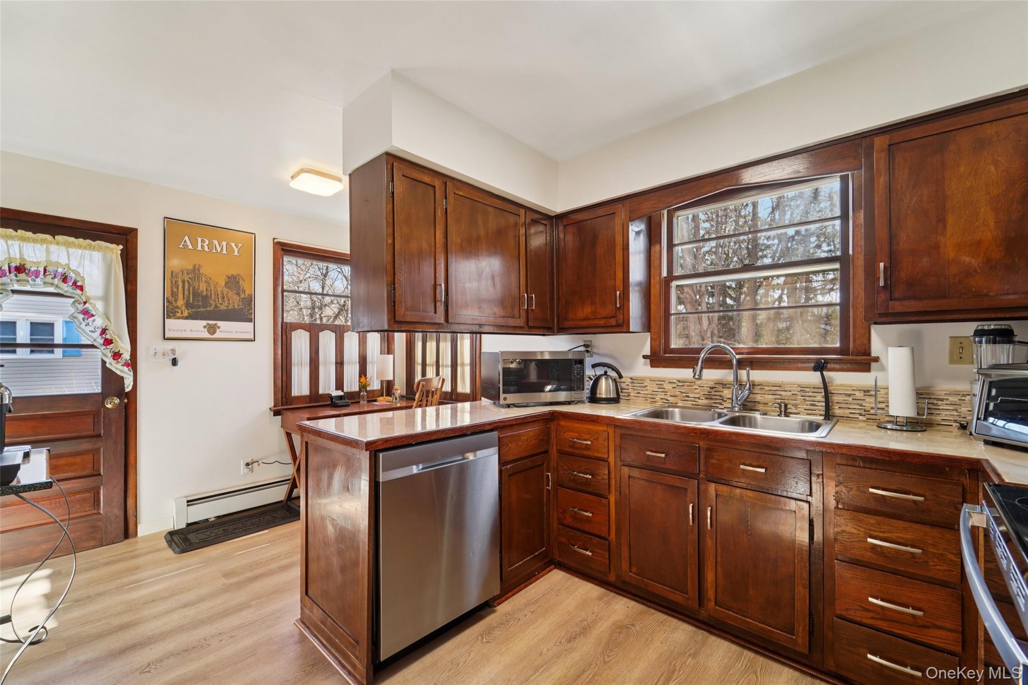 154 Old State Road Highland Falls, NY 10928 - Photo 3 of 49 Eat-in kitchen.