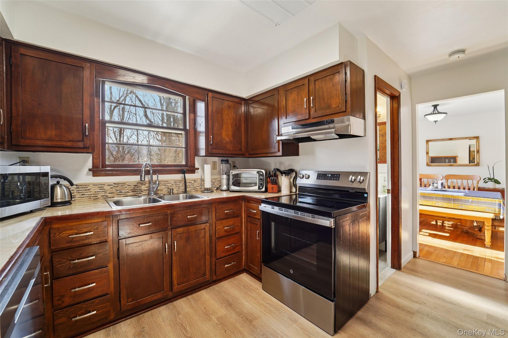 154 Old State Road Highland Falls, NY 10928 - Photo 10 of 49 Eat-in kitchen.