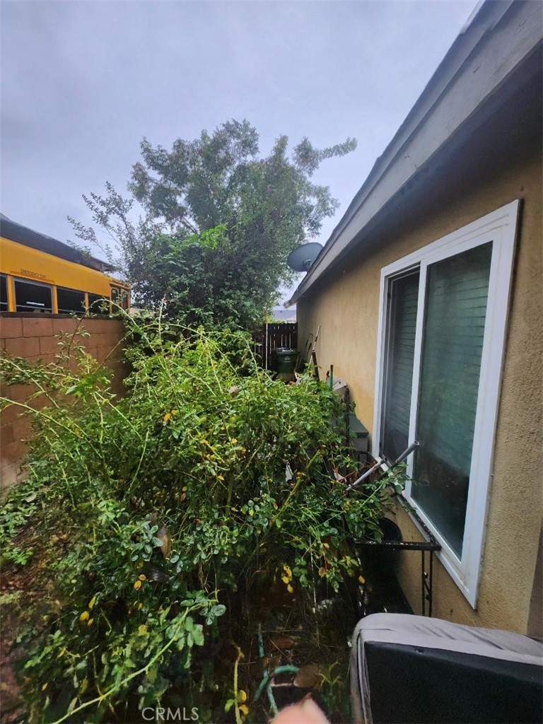 3297 Elmore Street Simi Valley, CA 93063 - Photo 17 of 22