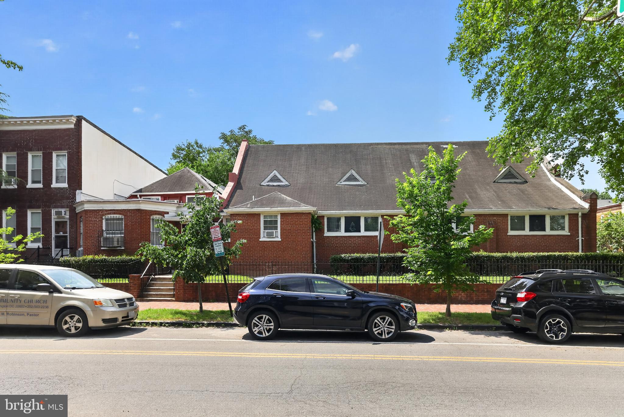 653 11th Street Northeast Washington, DC 20002 - Photo 2 of 23 G Street Side of Property