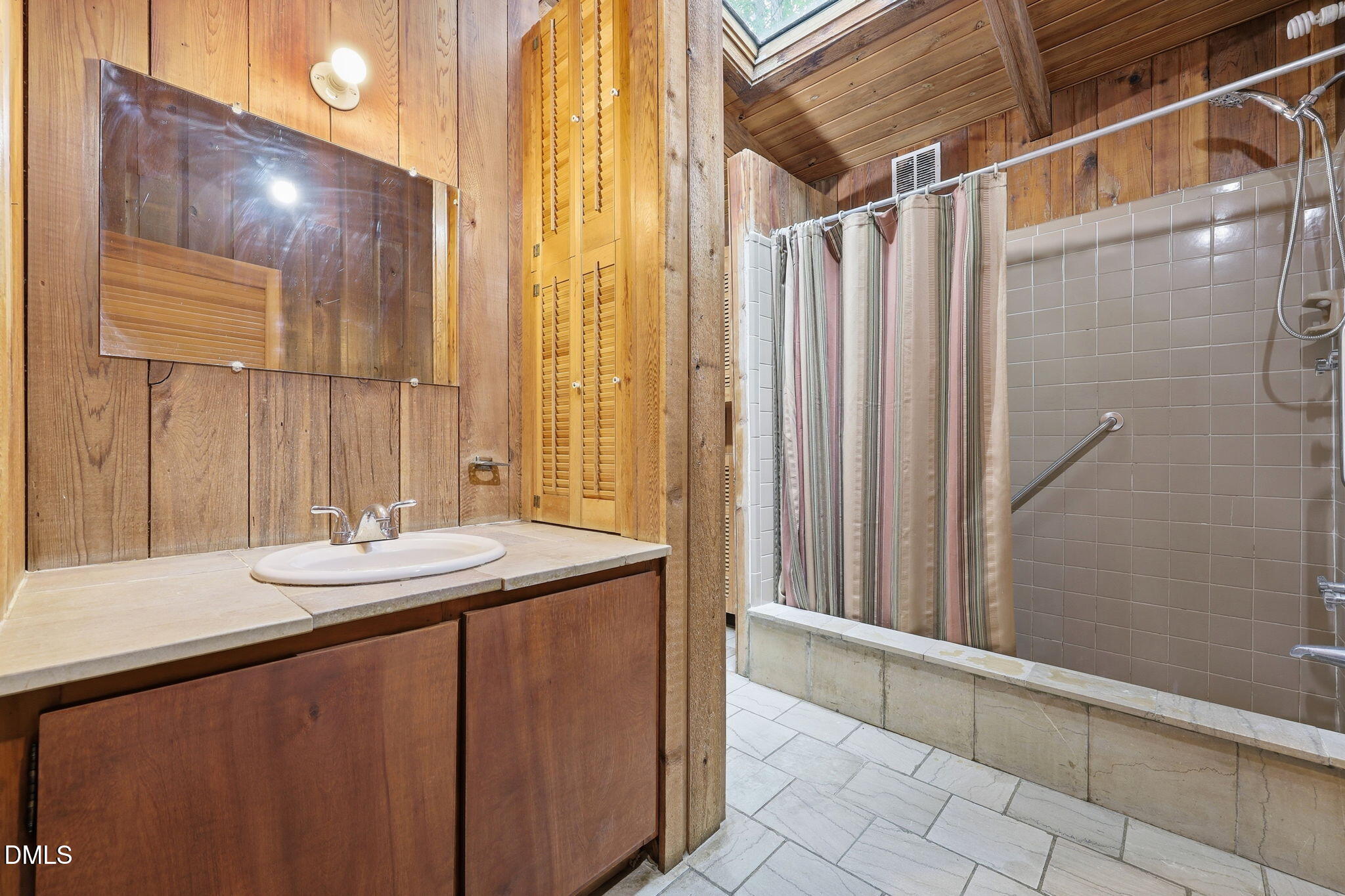 7304 Sunrise Road Chapel Hill, NC 27514 - Photo 11 of 31 23-web-or-mls-IMG_2497