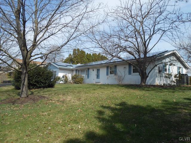 231 Elm Road Allentown, PA 18104 - Photo 2 of 13 Gallery Image 2