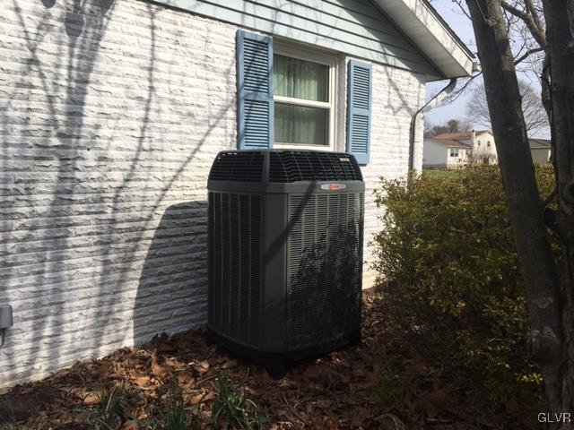 231 Elm Road Allentown, PA 18104 - Photo 10 of 13 Gallery Image 10