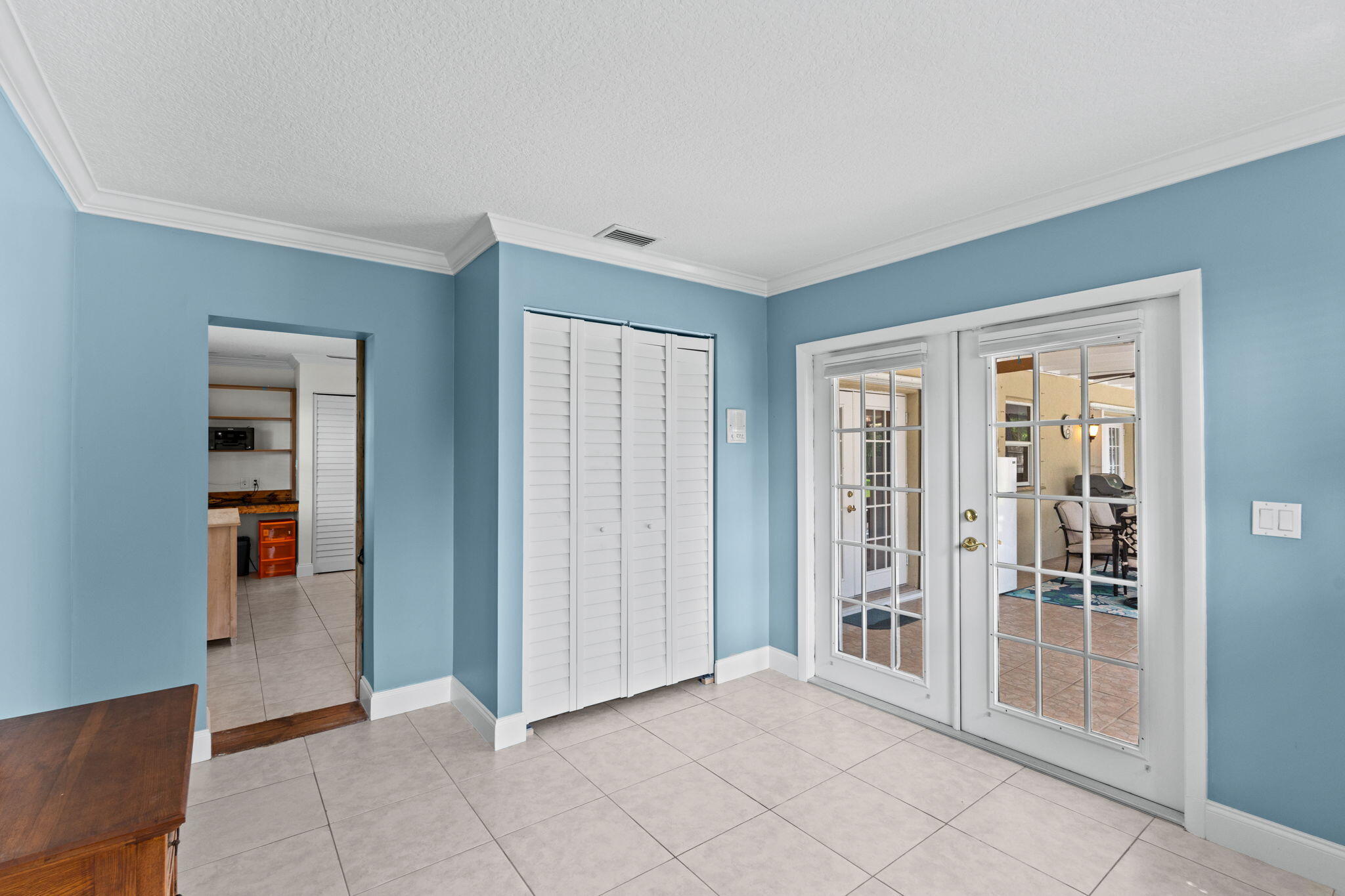 240 Sulky Way Wellington, FL 33414 - Photo 19 of 26 an empty room with windows