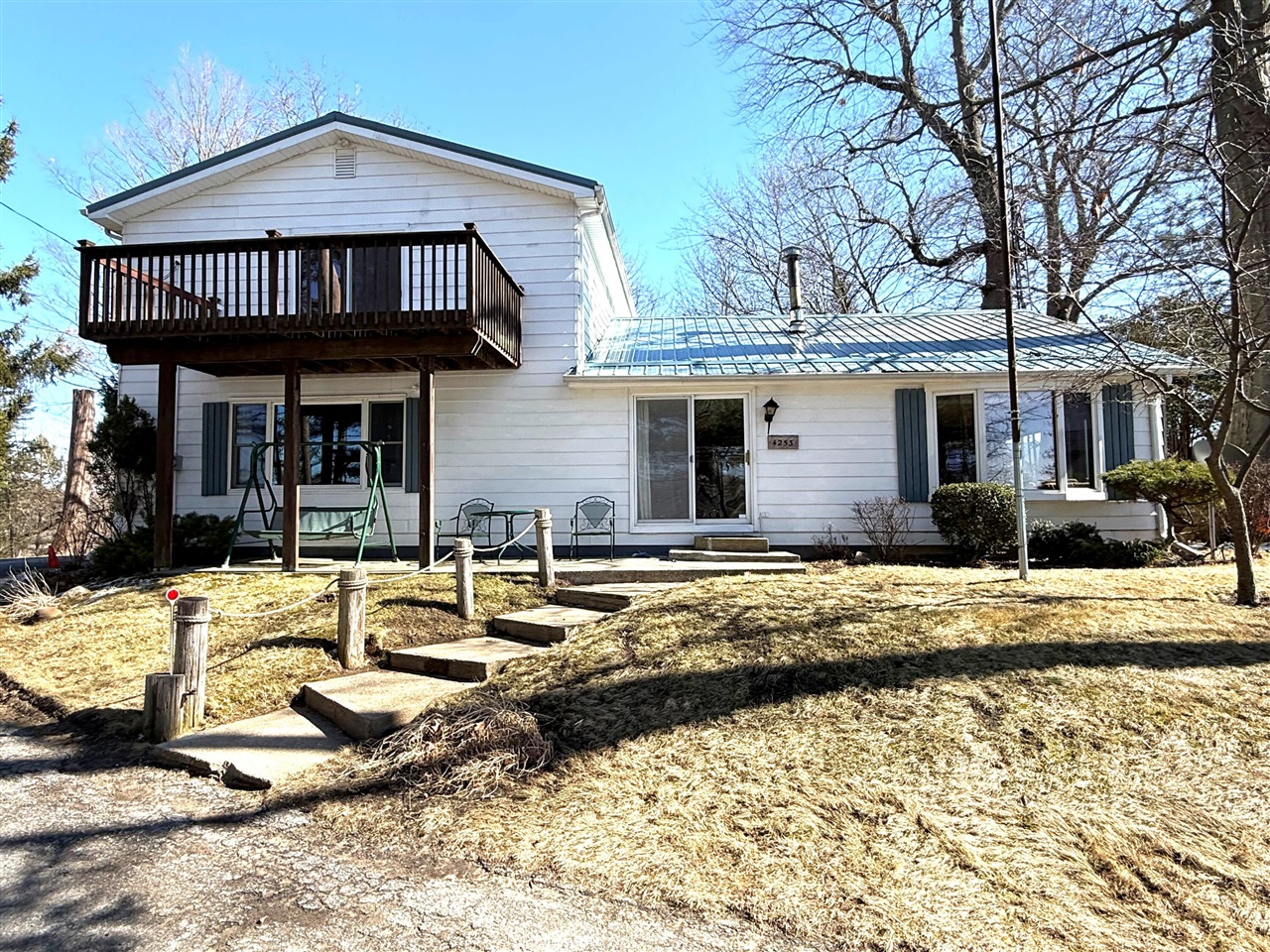 4253 Indian Road Battle Creek, MI 49017 - Photo 1 of 27