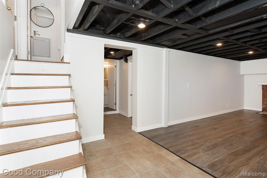 1526 Crooks Road Royal Oak, MI 48067 - Photo 25 of 36 Gallery Image 25