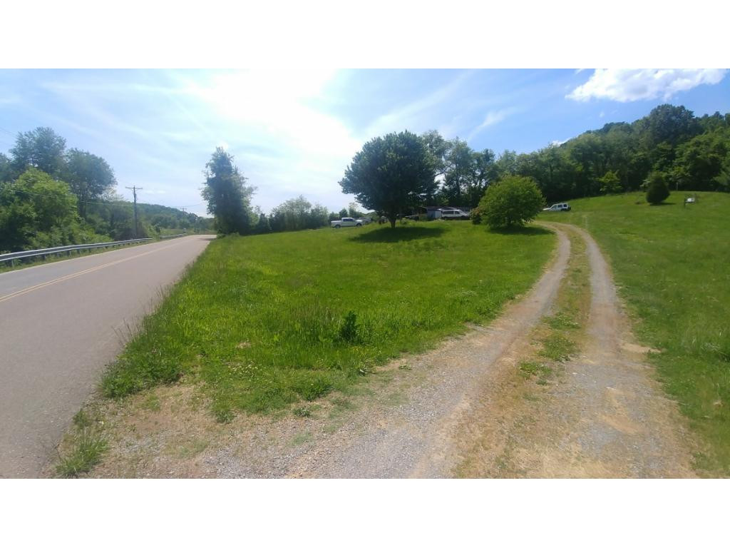 1653 Silver Grove Road Bluff City, TN 37618 - Photo 6 of 14 Photo 6