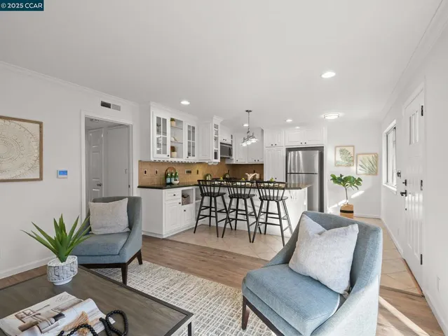 $2,950 | 200 El Dorado Avenue, Danville, CA 94526