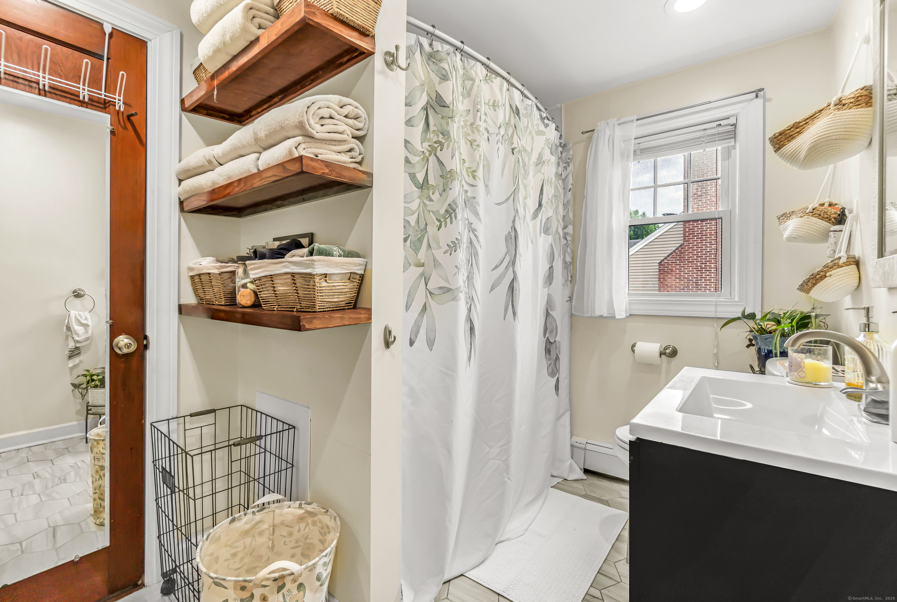 492 North Street Milford, CT 06461 - Photo 19 of 34