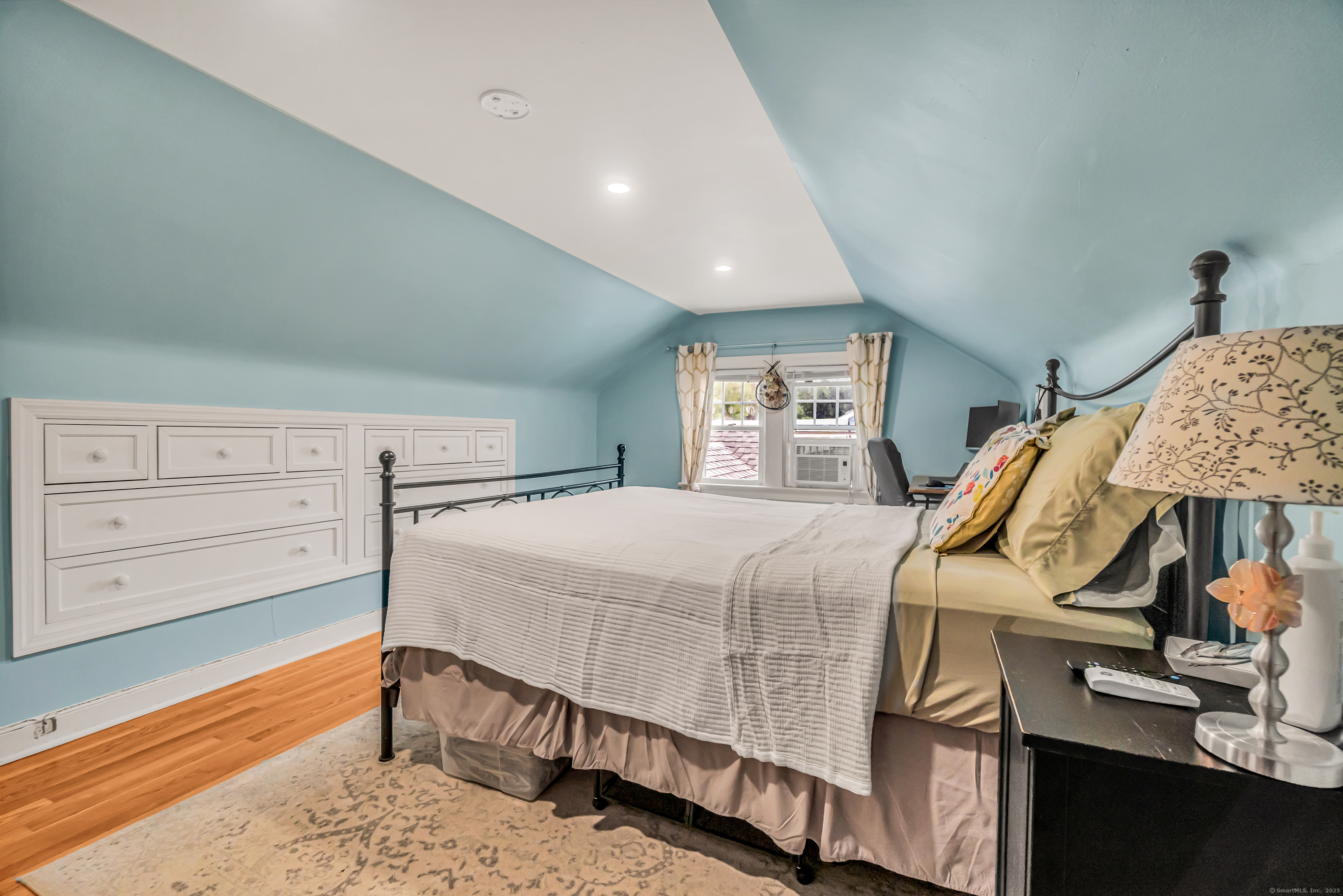 492 North Street Milford, CT 06461 - Photo 22 of 34