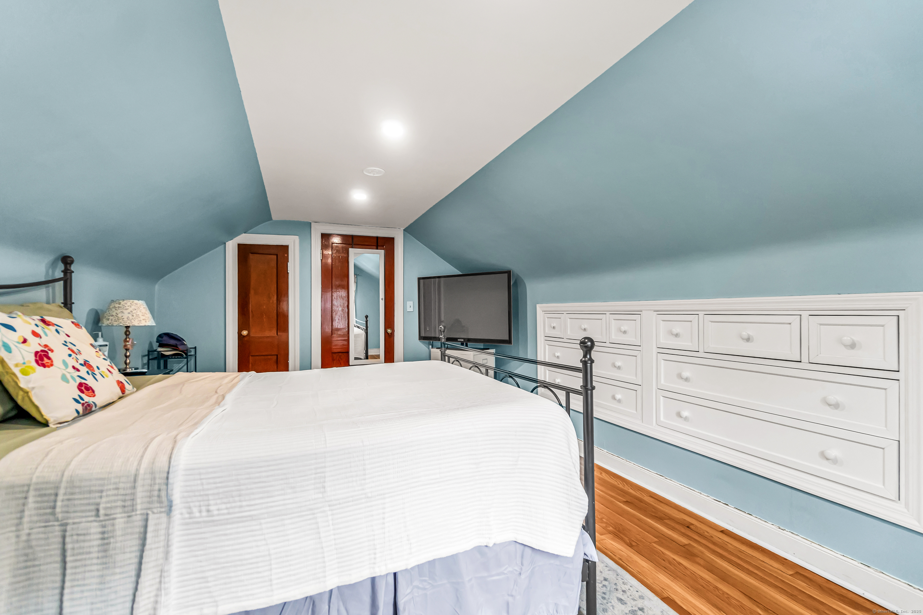 492 North Street Milford, CT 06461 - Photo 25 of 34