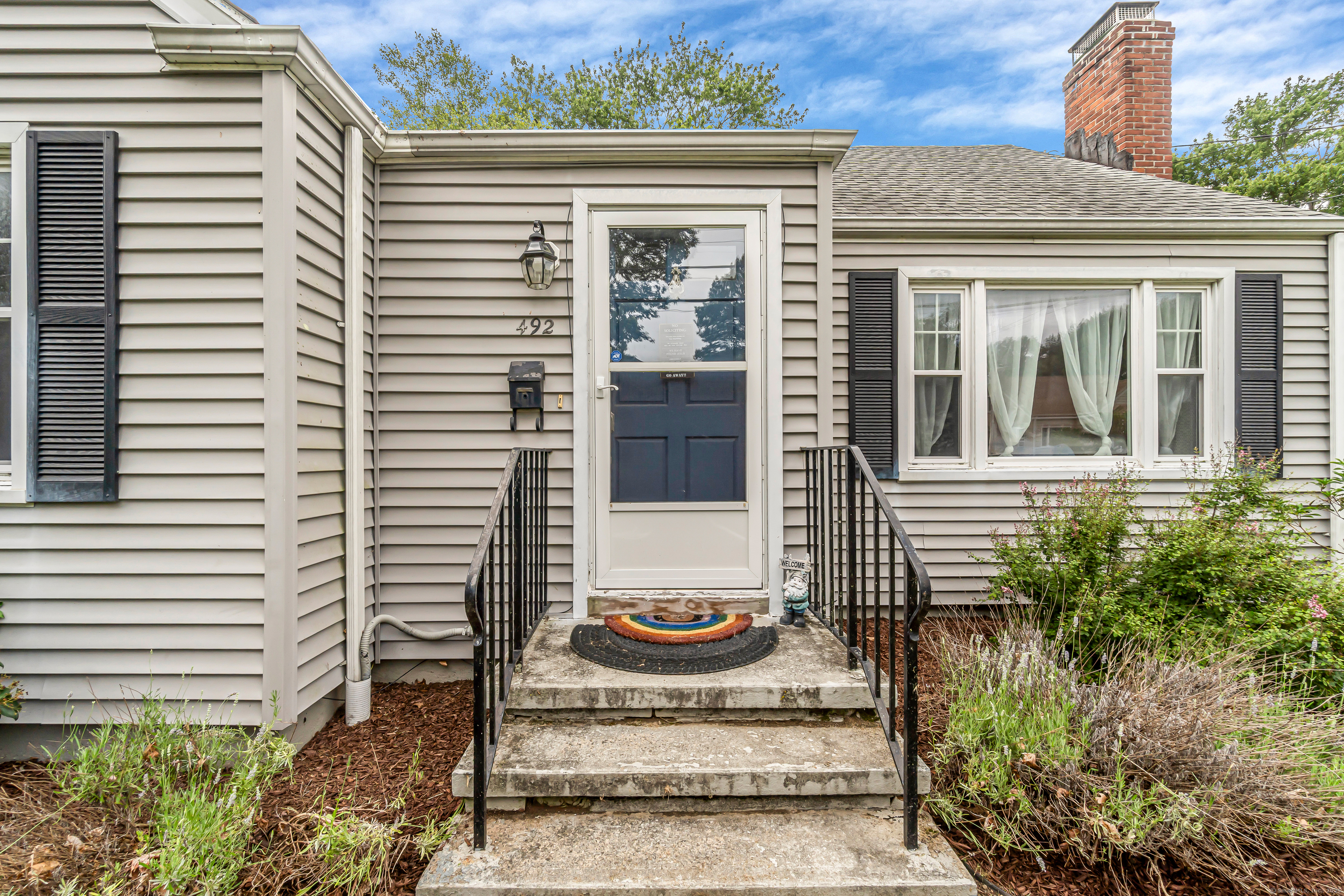 492 North Street Milford, CT 06461 - Photo 6 of 34