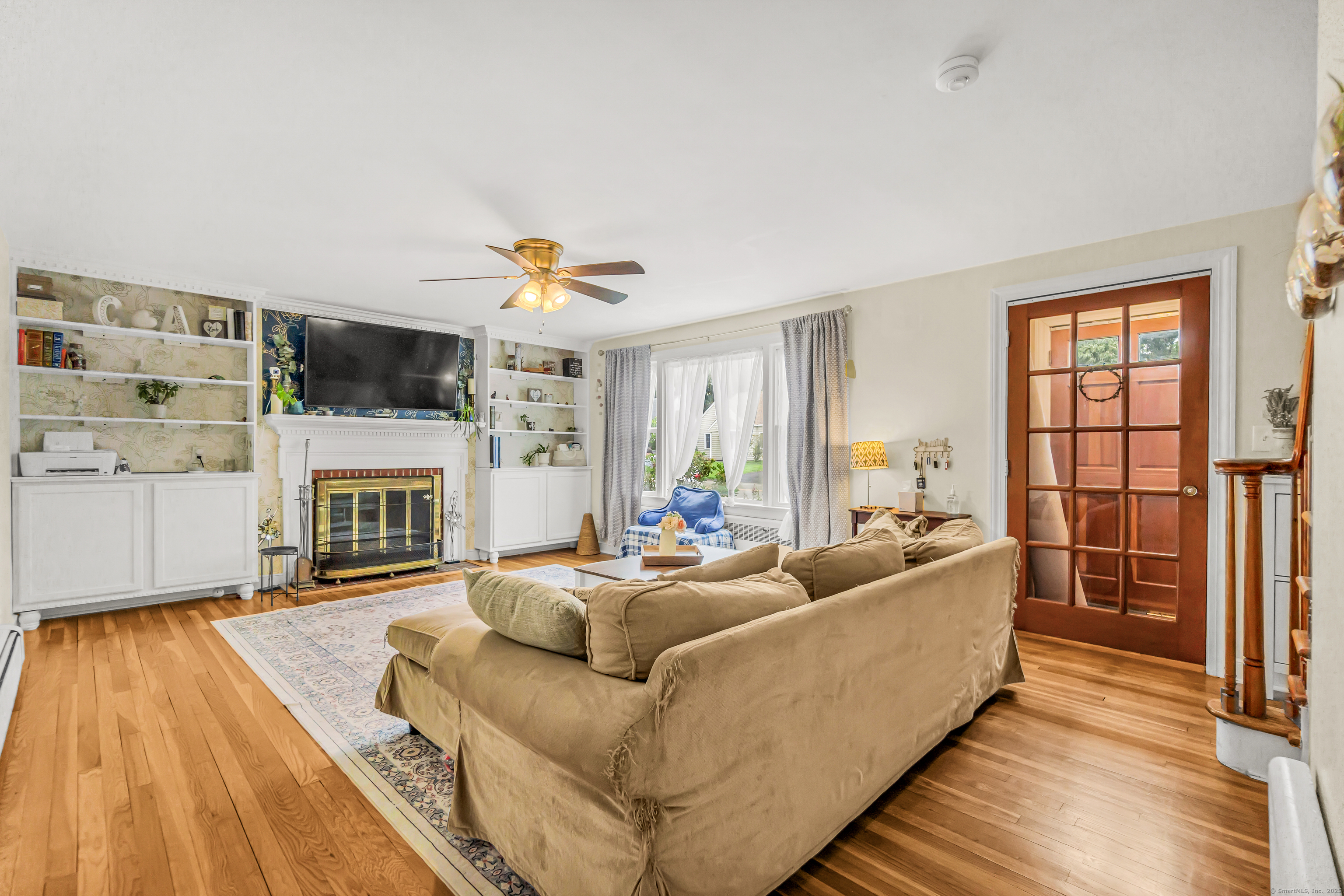 492 North Street Milford, CT 06461 - Photo 7 of 34