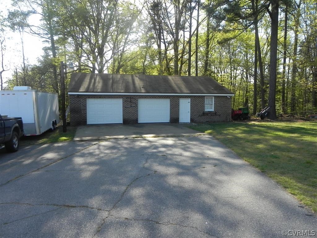 13550 Nile Road Chester, VA 23831 - Photo 17 of 21 Gallery Image 17