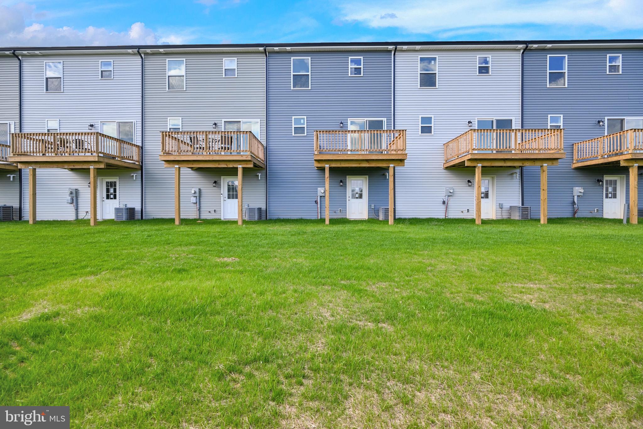 4 Landing Place, Unit 4 York, PA 17408 - Photo 25 of 28