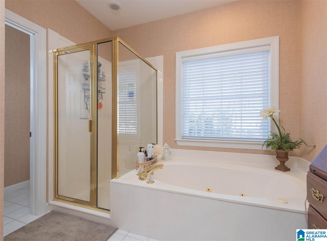 514 Wynlake Court Alabaster, AL 35007 - Photo 17 of 50