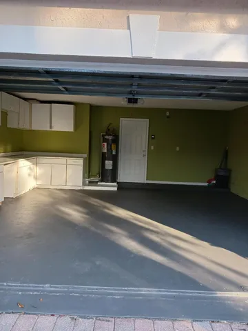 a view of a garage