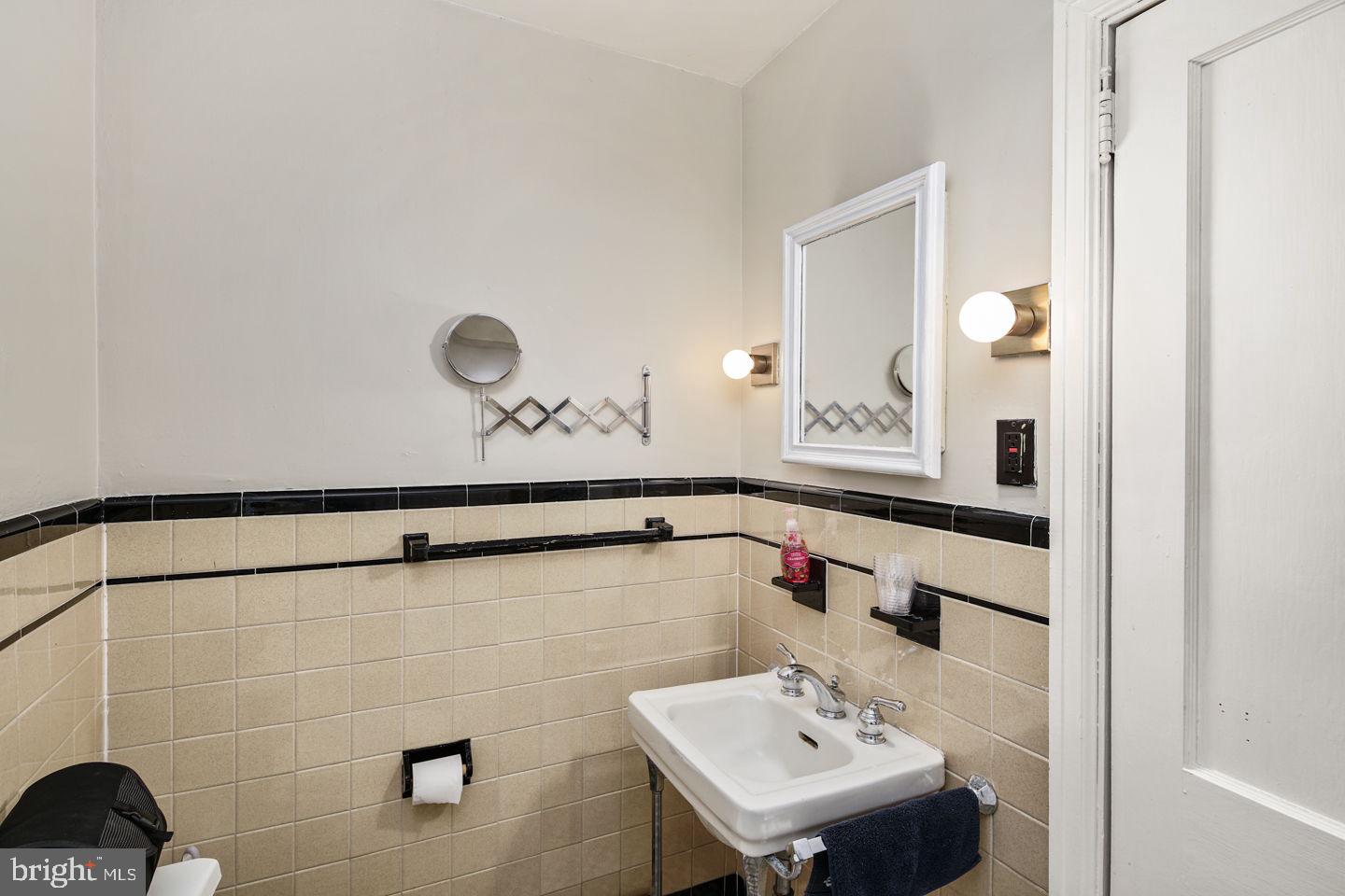 114 Gill Road Haddonfield, NJ 08033 - Photo 47 of 56 Gallery Image 47