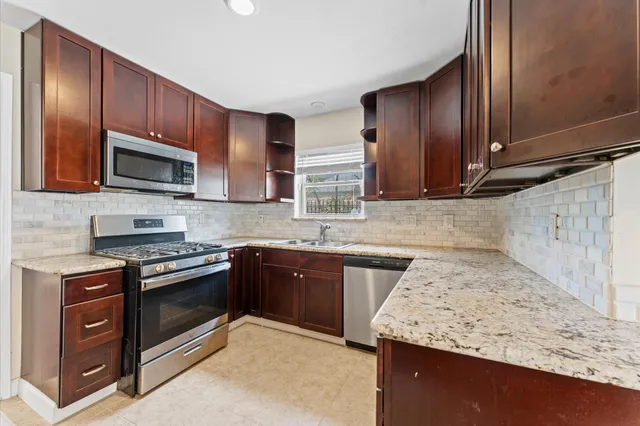 $349,000 | 6026 McKnight Street, Houston, TX 77035