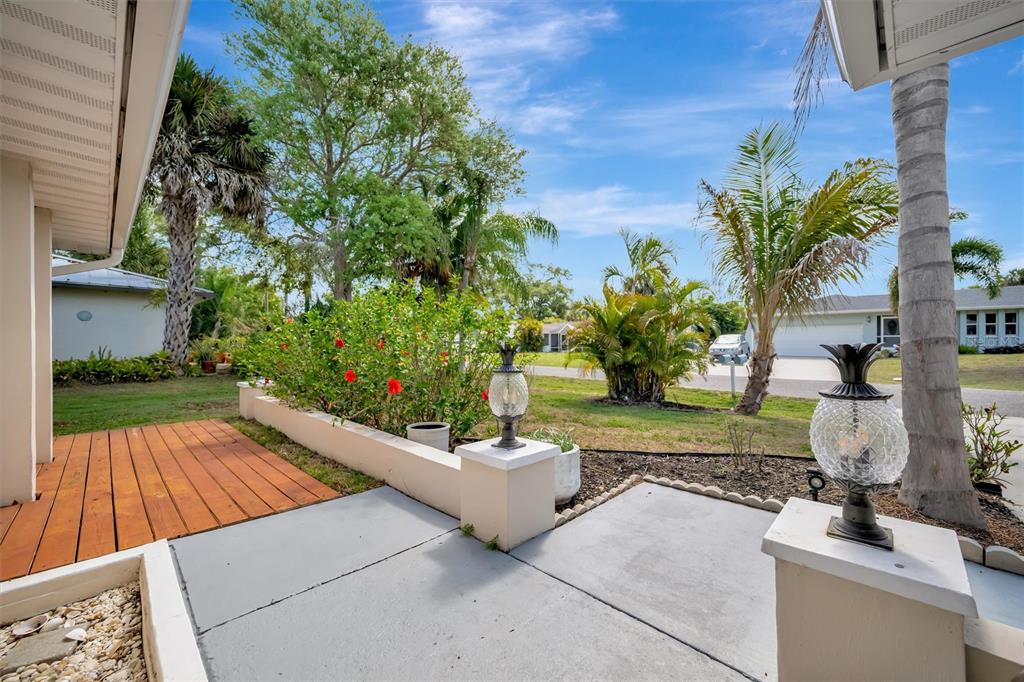 270 Dragon Road Venice, FL 34293 - Photo 13 of 62