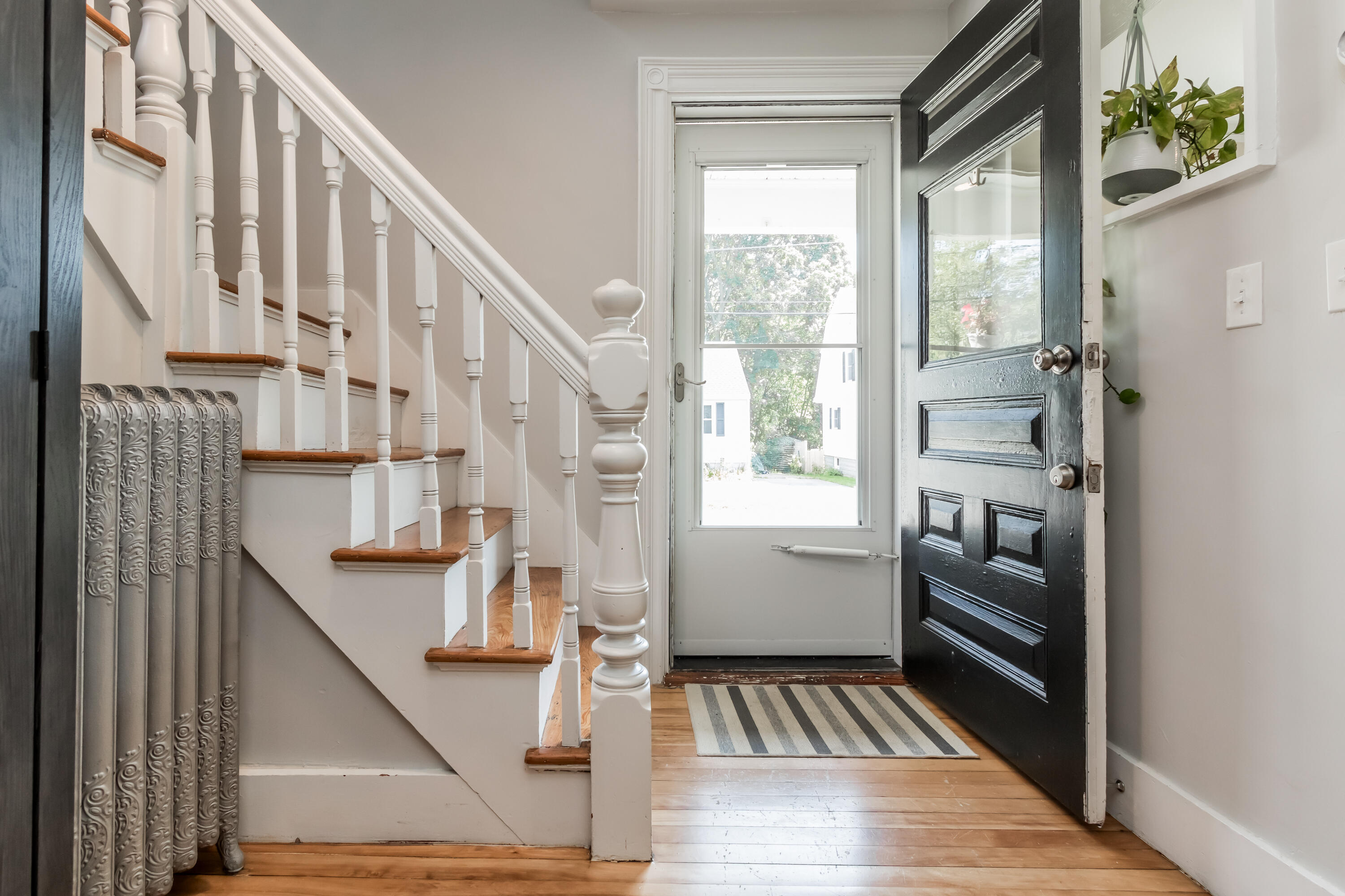 28 Inverness Street Portland, ME 04103 - Photo 6 of 58 20230907rf-71010