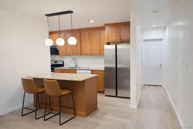 $388,000 | 38-15 149th Street, Unit 5H | Murray Hill - Flushing