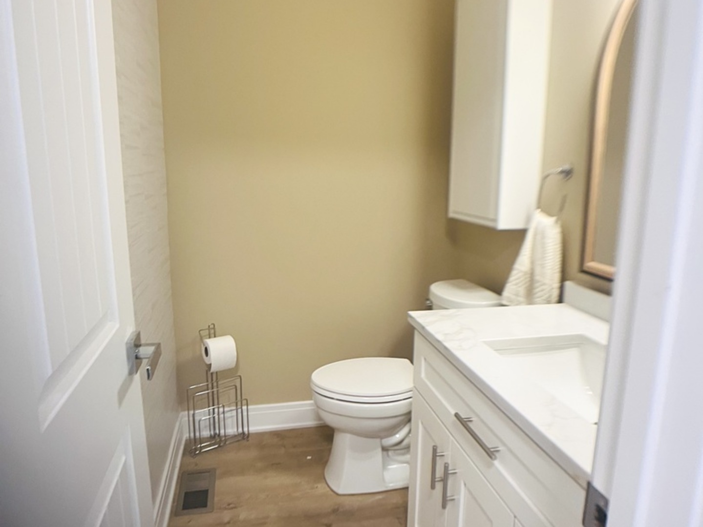 1683 Vermont Drive Elk Grove Village, IL 60007 - Photo 12 of 15