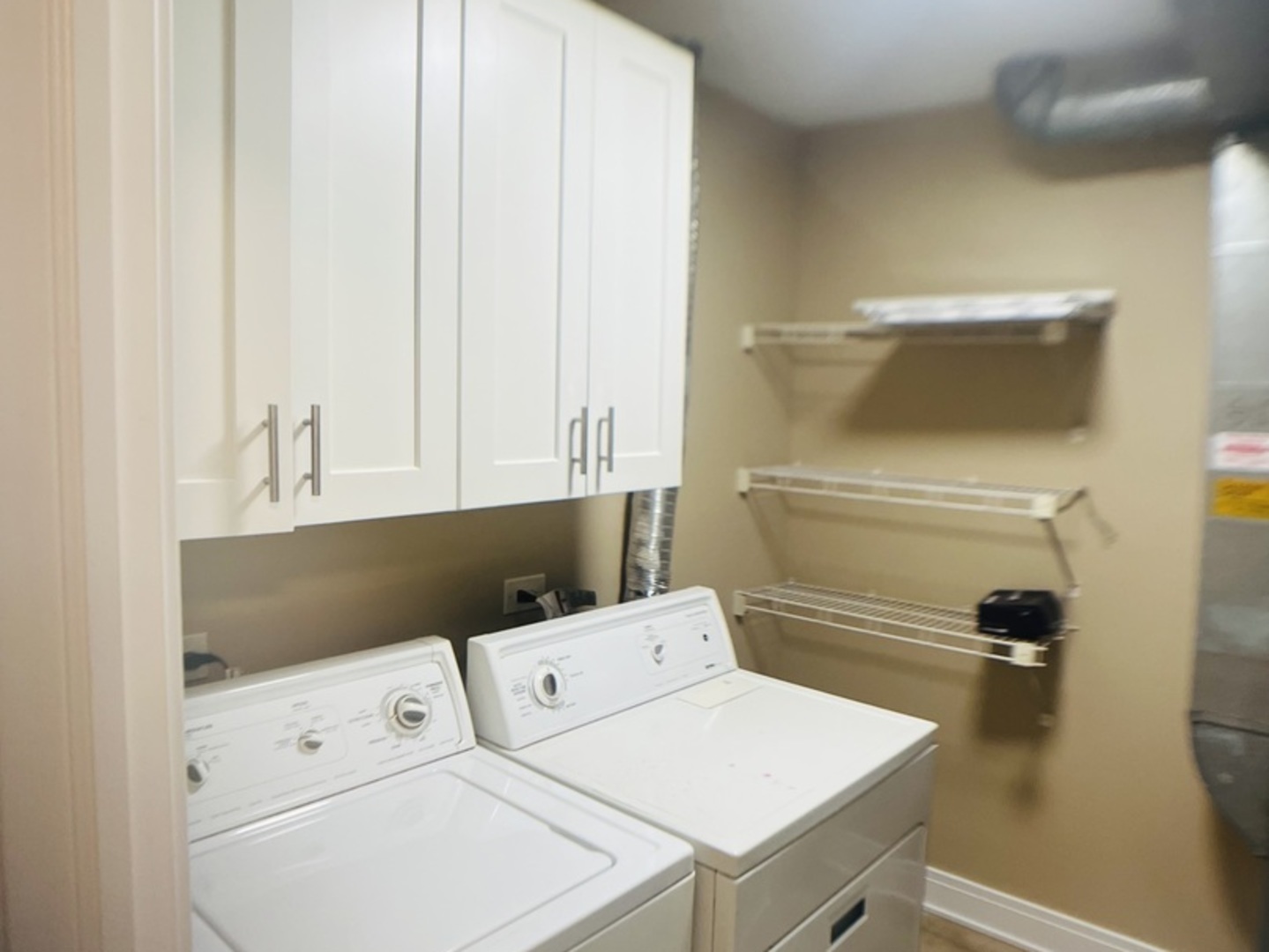 1683 Vermont Drive Elk Grove Village, IL 60007 - Photo 13 of 15