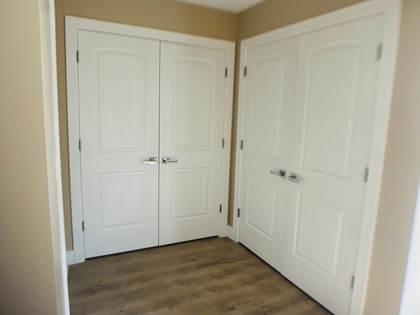 1683 Vermont Drive Elk Grove Village, IL 60007 - Photo 6 of 15