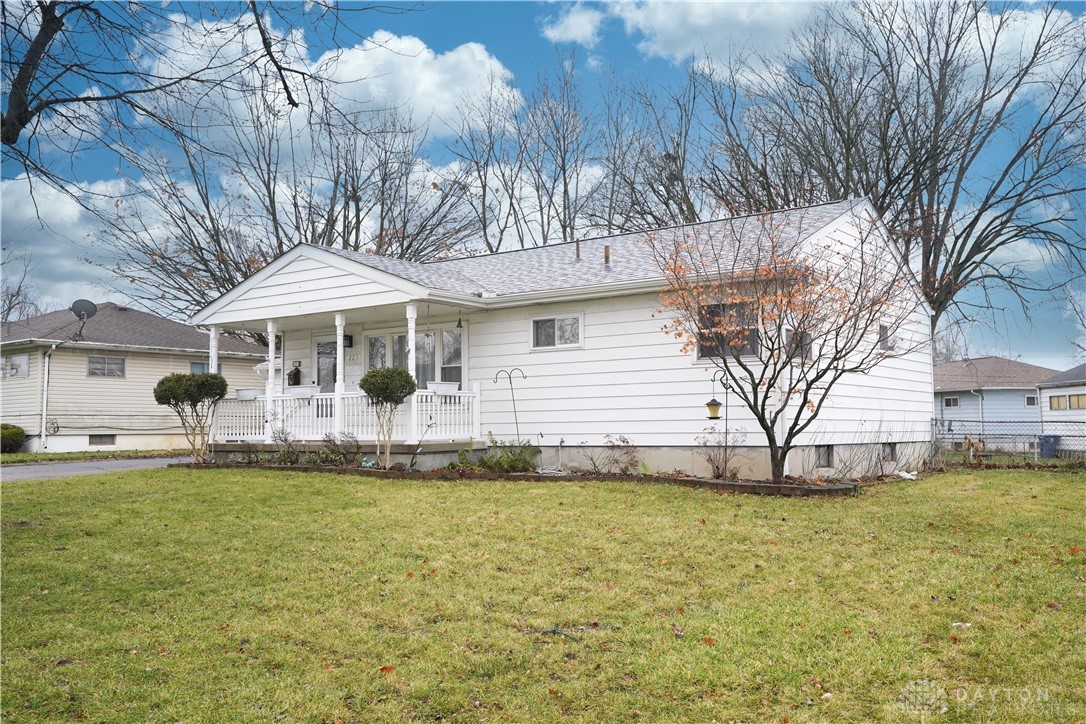 225 Spinning Road Dayton, OH 45431 - Photo 3 of 43 Gallery Image 3