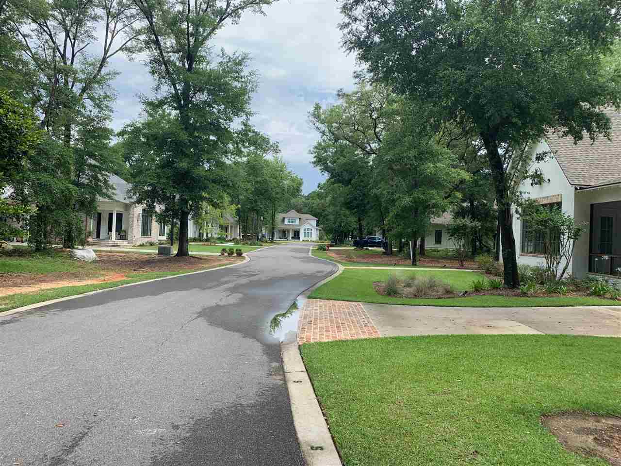 311 Poviner Place Fairhope, AL 36532 - Photo 3 of 6
