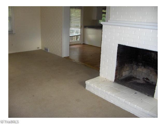 809 North Avalon Road Winston-Salem, NC 27104 - Photo 3 of 6 Den/Family/Great Room.