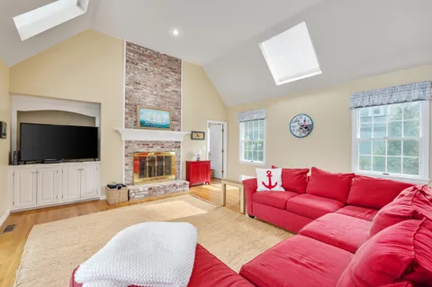 $5,250,000 | 7 Dunes Road, Harwich Port, MA 02646