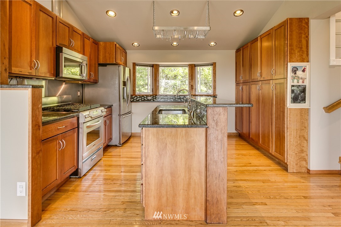1125 West Racine Street Bellingham, WA 98229 - Photo 10 of 24 Gallery Image 10