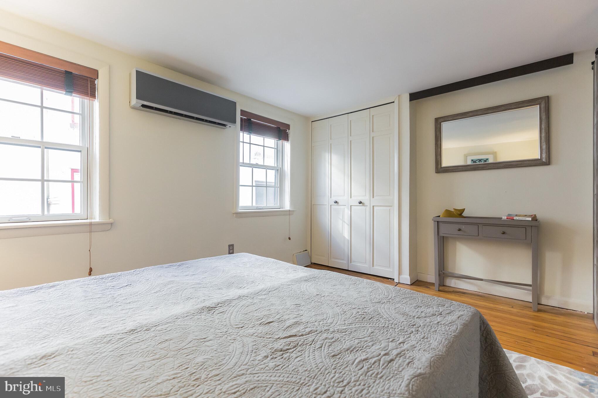 1134 R Waverly Street Philadelphia, PA 19147 - Photo 11 of 23 Gallery Image 11