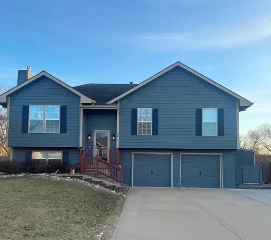 $315,000 | 307 East 22 Terrace, Kearney, MO 64060