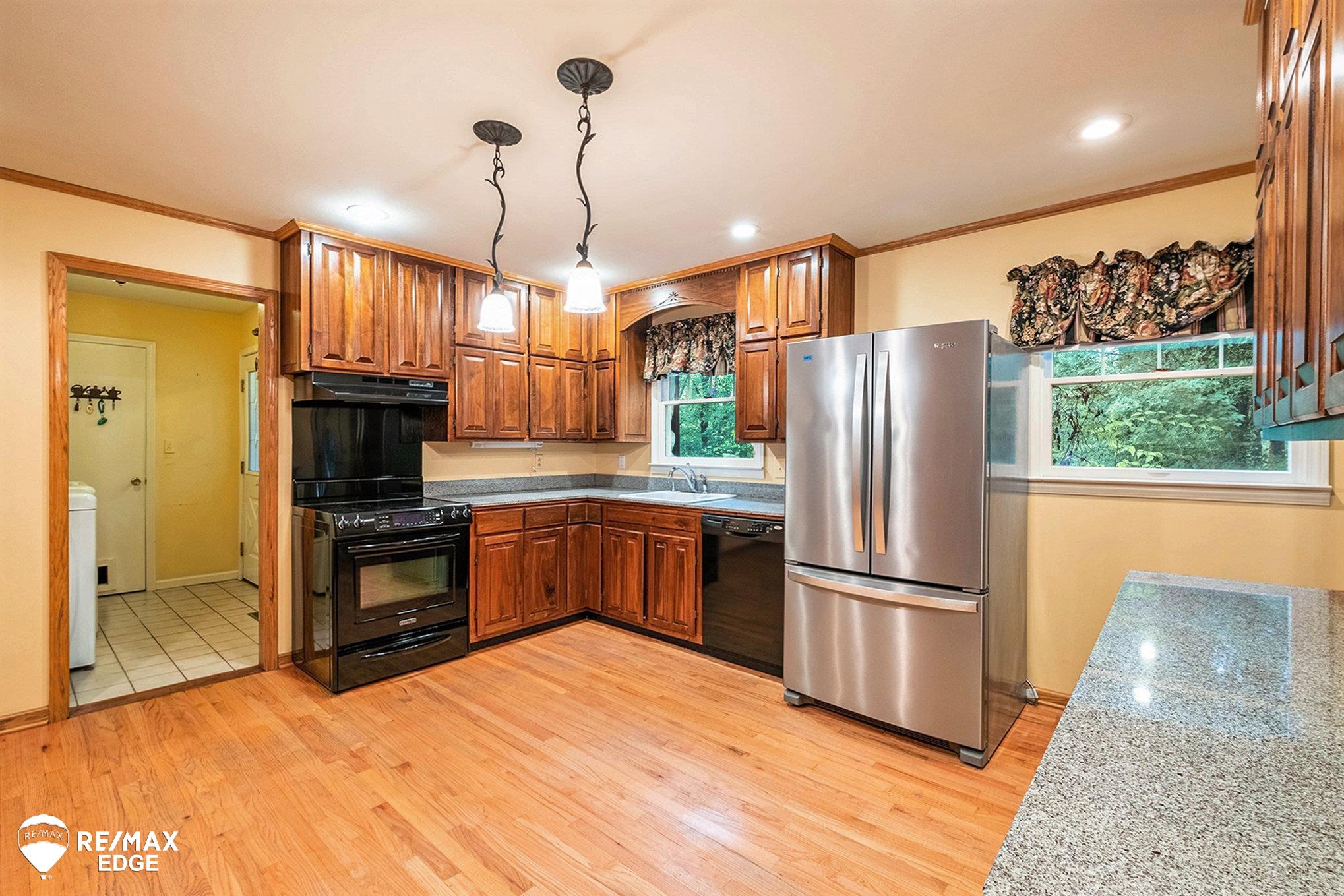 5271 East Vienna Road Clio, MI 48420 - Photo 5 of 41 50124873-8.JPG