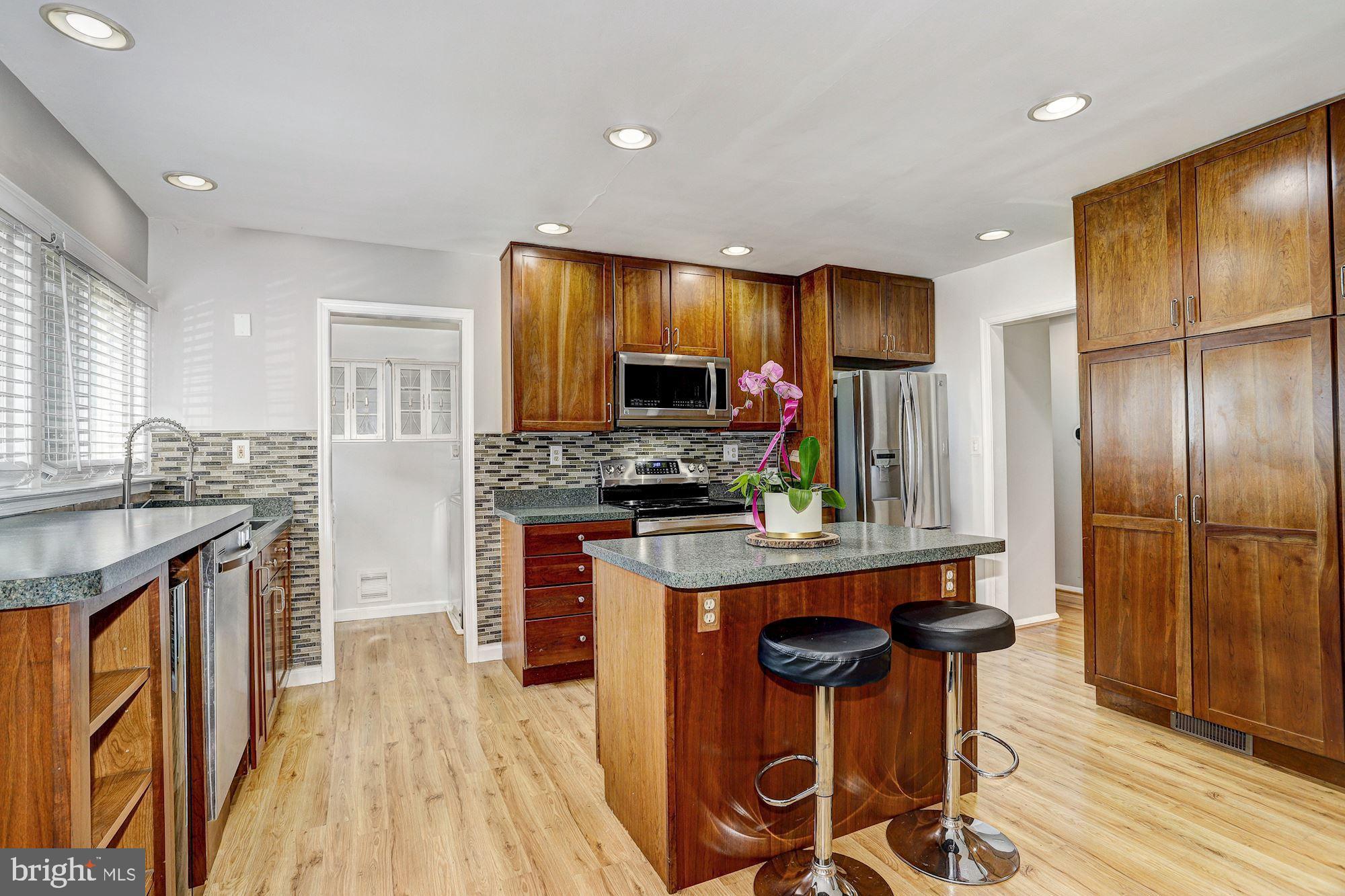 4005 Klausmier Road Nottingham, MD 21236 - Photo 11 of 32 Kitchen