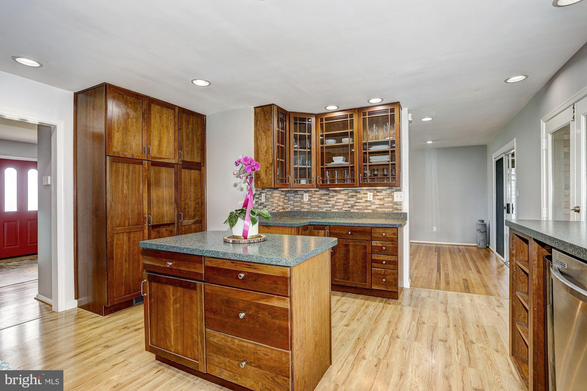 4005 Klausmier Road Nottingham, MD 21236 - Photo 13 of 32 Kitchen