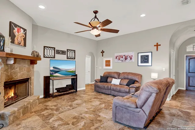 $545,000 | 221 South Monkhouse Street, Poth, TX 78147