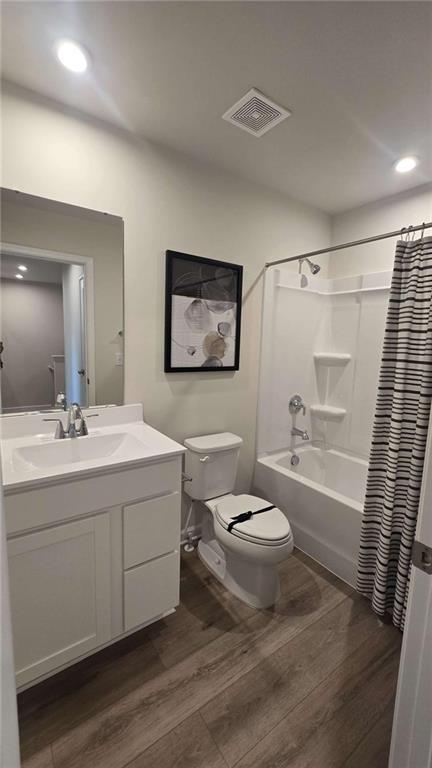 12 Downing Drive Adairsville, GA 30103 - Photo 36 of 36 a bathroom with a sink toilet a shower and a mirror