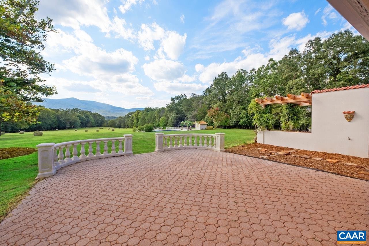 8540 Taylor Creek Road Afton, VA 22920 - Photo 5 of 71 a view of a park with large trees